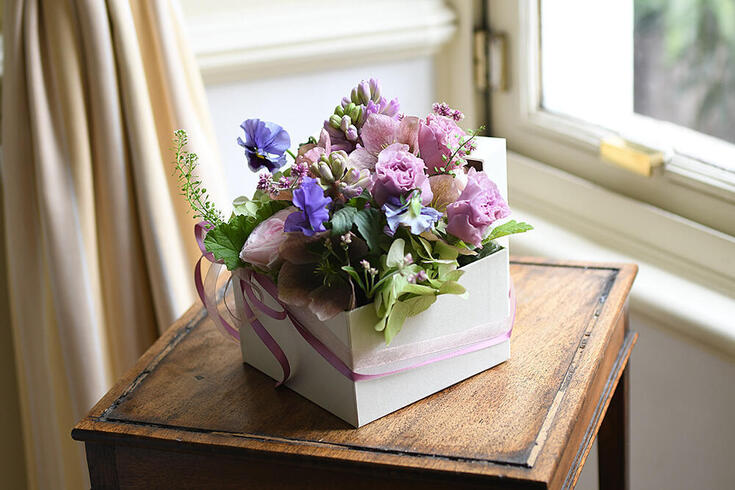 大切な記念日に
フラワーオプションのご案内
