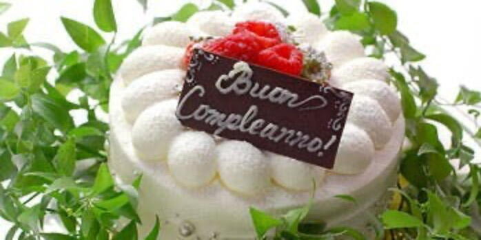 アニバーサリーケーキやお花束のご案内