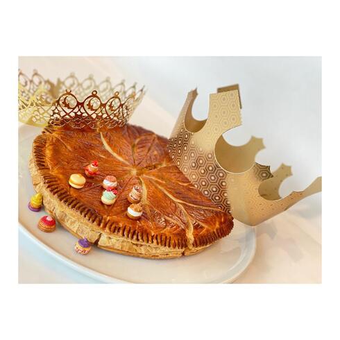 ＜季節の限定デザート＞
（＋￥660）Fete de galette des rois
（＋￥660）季節の限定デザート
フェット・ガレット・デ・ロワ

