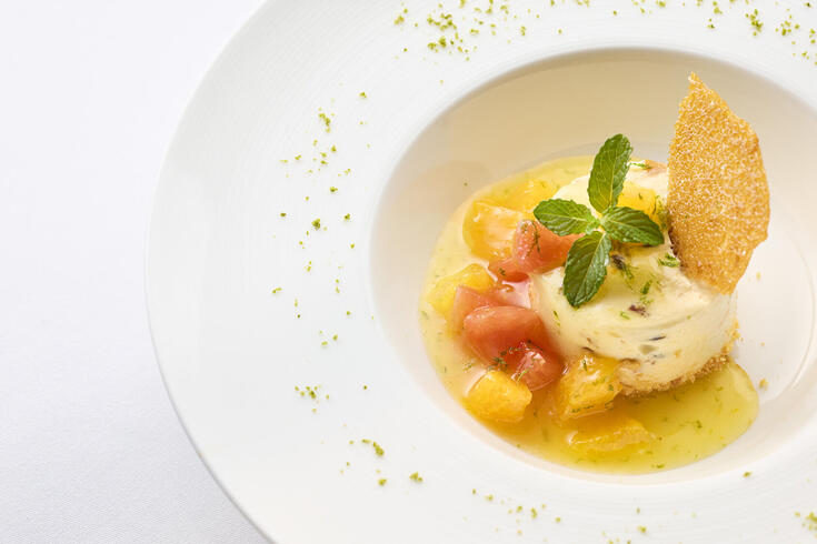MENU DE SAISON - Dessert
Iced soufflé with dried fruits